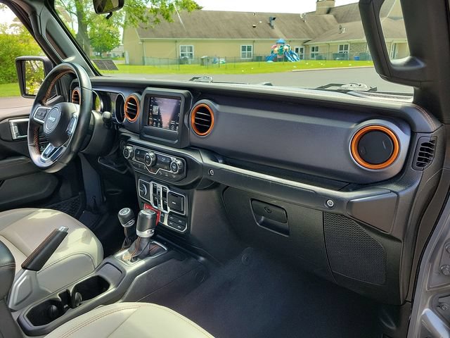 Used 2021 Jeep Gladiator Mojave w/ Safety Group AWD/4WD image 27