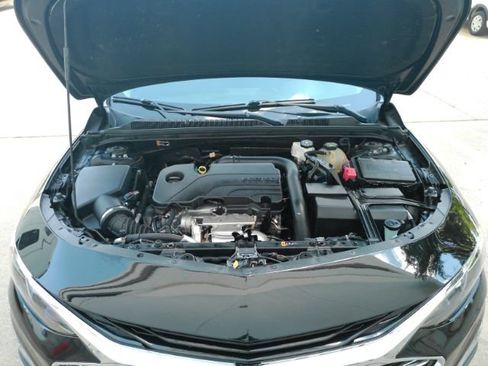 Used 2023 Chevrolet Malibu LT w/ Redline Edition image 45