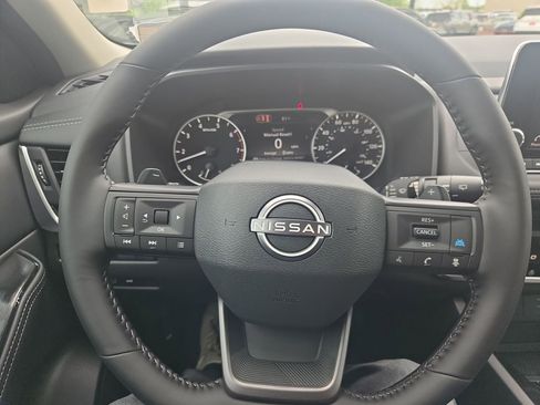 New 2026 Nissan Rogue SV FWD image 17