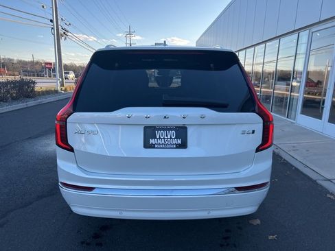 Used 2025 Volvo XC90 B6 Plus image 4