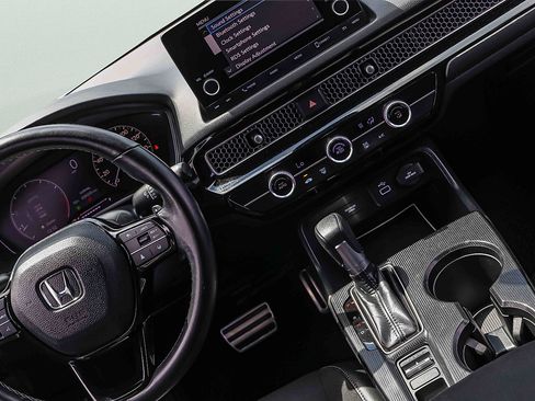 Used 2024 Honda Civic Sport image 19