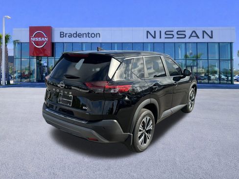 Certified 2023 Nissan Rogue SV image 5