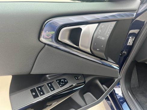 Used 2026 BMW X3 xDrive30 w/ Premium Package image 19