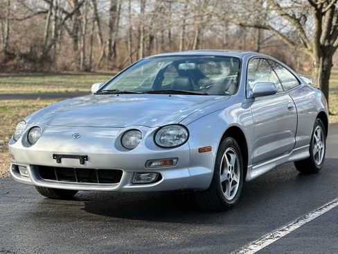 Used 1999 Toyota Celica GT image 1