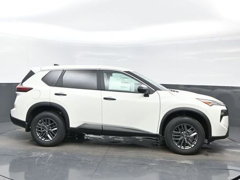 New 2026 Nissan Rogue S FWD image 7