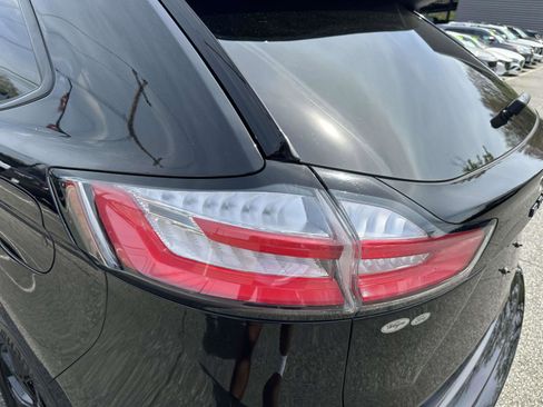 Used 2023 Ford Edge SE w/ Black Appearance Package AWD/4WD image 10