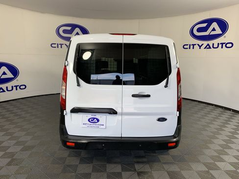 Used 2019 Ford Transit Connect XL FWD image 4