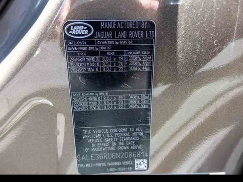 Used 2022 Land Rover Defender 90 X-Dynamic HSE AWD/4WD image 32