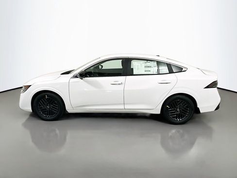 New 2026 Nissan Sentra SV w/ SV Convenience Package FWD image 4