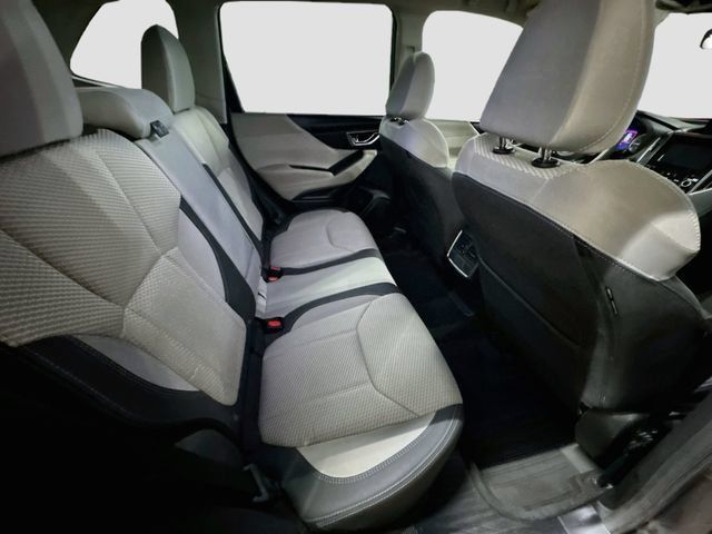 Used 2023 Subaru Forester Premium AWD/4WD image 30