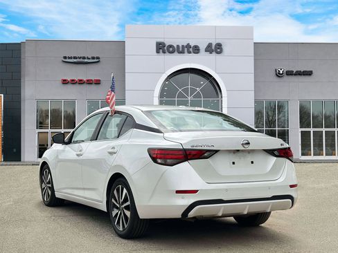 Used 2023 Nissan Sentra SV w/ SV Premium Package FWD image 4