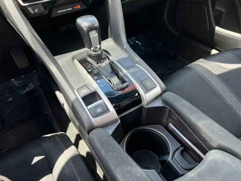 Used 2019 Honda Civic EX image 18