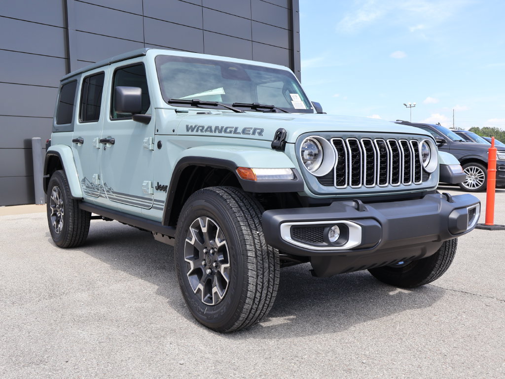 New 2026 Jeep Wrangler Unlimited Sahara w/ Rockslide Package AWD/4WD image 6