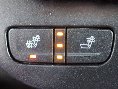 Used 2015 GMC Canyon SLT image 21