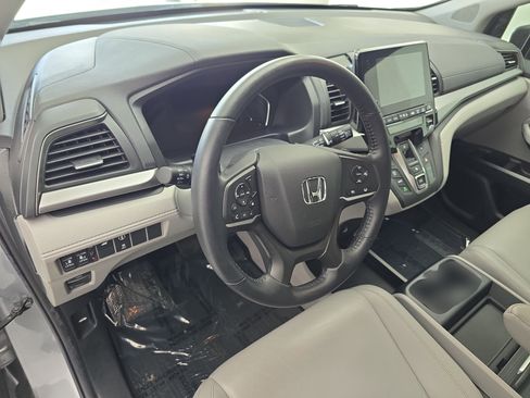 Certified 2024 Honda Odyssey EX-L image 17