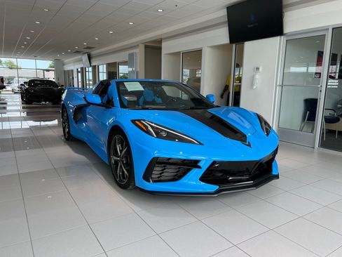 Certified 2022 Chevrolet Corvette Stingray Premium Conv w/ Z51 Performance Package RWD image 1