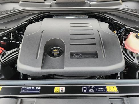 New 2026 Land Rover Range Rover Sport Dynamic SE AWD/4WD image 23