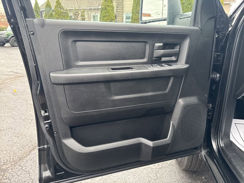 Used 2025 RAM 2500 Tradesman w/ Chrome Appearance Group image 15