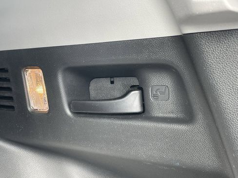 Used 2021 Honda CR-V EX-L image 17