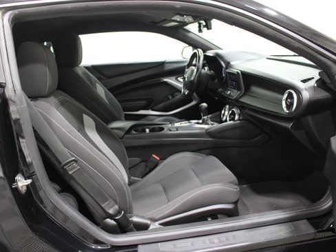 Used 2021 Chevrolet Camaro LS RWD image 23