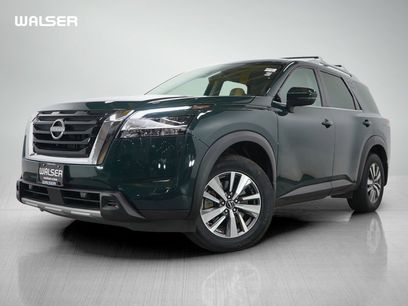 Used 2023 Nissan Pathfinder SL