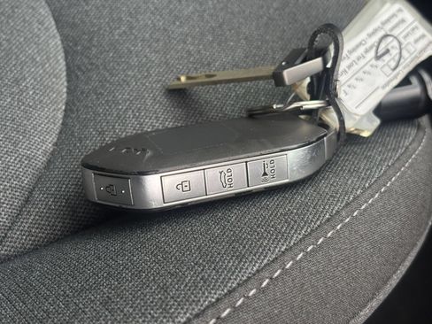 Used 2025 Kia K4 FWD image 21
