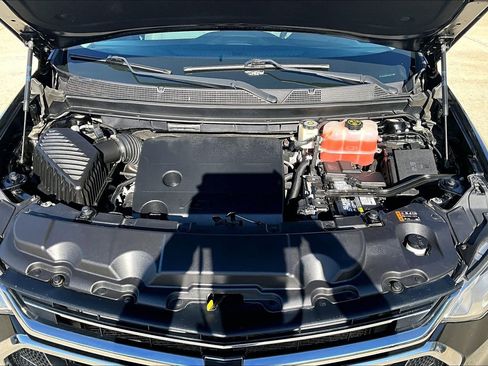 Used 2020 Chevrolet Traverse LT AWD/4WD image 11