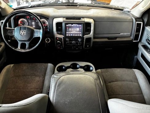 Used 2018 RAM 1500 Big Horn image 16