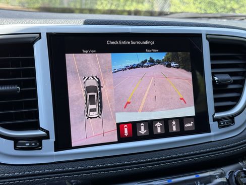 New 2026 Chrysler Pacifica Select image 22