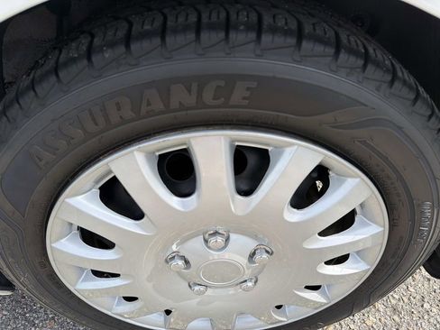 Used 2016 Hyundai Elantra GT FWD image 21