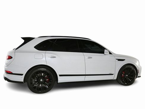 Certified 2023 Bentley Bentayga Speed image 5