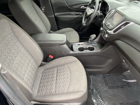 Used 2023 Chevrolet Equinox LT FWD image 9