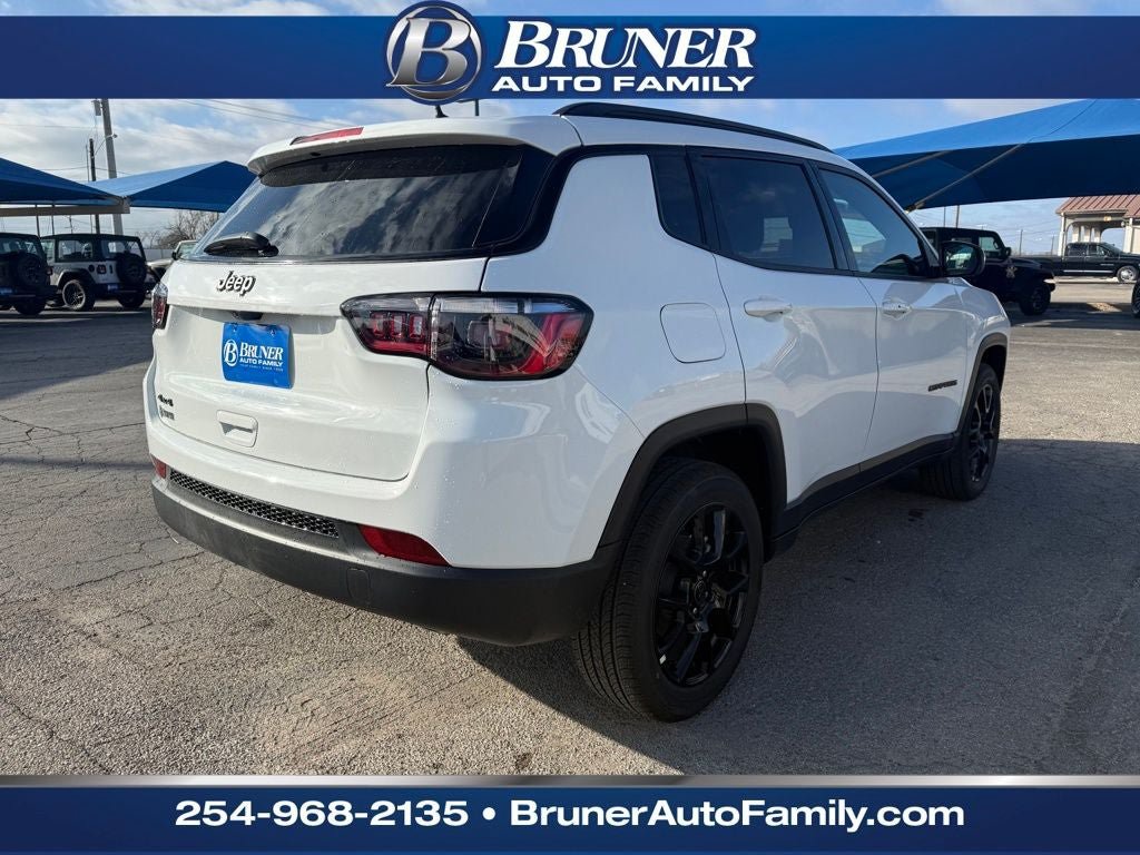 New 2026 Jeep Compass Latitude AWD/4WD image 5
