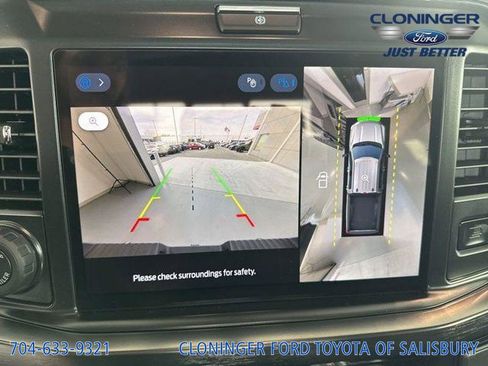 New 2026 Ford F250 Lariat w/ Black Appearance Package image 27