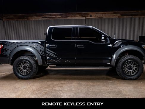Used 2018 Ford F150 Raptor w/ Equipment Group 802A Luxury image 10