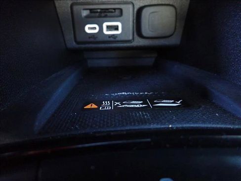 Used 2023 Chevrolet Bolt EUV Premier w/ Sun & Sound Package image 21