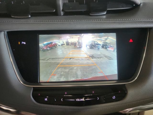 Used 2017 Cadillac XT5 Luxury FWD image 16
