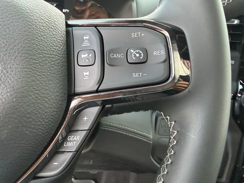 New 2027 RAM 2500 Limited AWD/4WD image 17