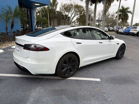 Used 2022 Tesla Model S image 8