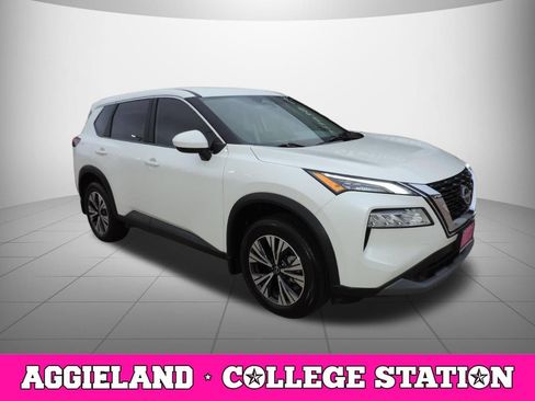 Certified 2023 Nissan Rogue SV FWD image 3