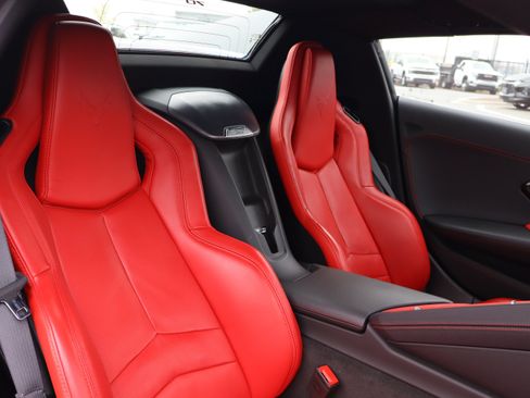 Used 2023 Chevrolet Corvette Stingray Preferred Conv w/ Stealth Interior Trim Package RWD image 34