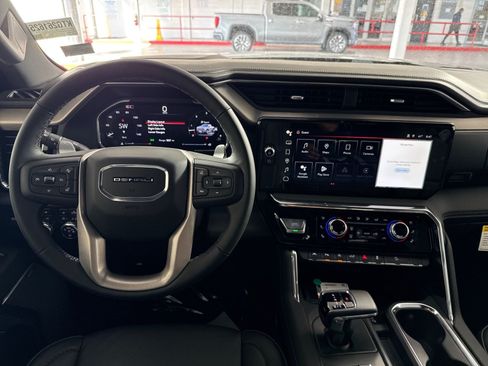 New 2026 GMC Sierra 1500 Denali w/ Denali Reserve Package AWD/4WD image 16