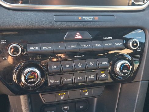 Used 2022 Kia Sportage Nightfall Edition w/ Nighfall AWD Premium Package image 17