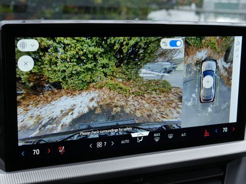 New 2026 Ford Explorer ST-Line w/ ST-Line Street Pack image 14