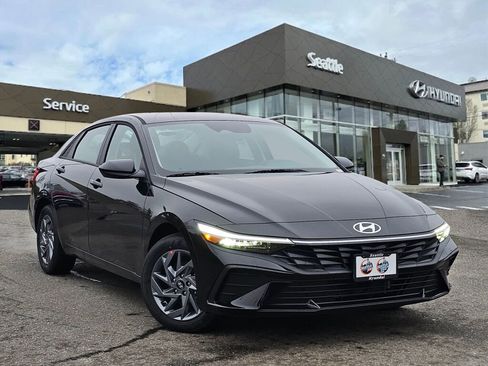 New 2026 Hyundai Elantra Blue image 1