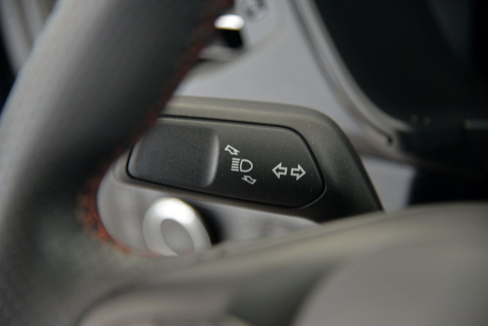 Used 2023 Ford Escape ST-Line Elite w/ Premium Technology Package AWD/4WD image 22