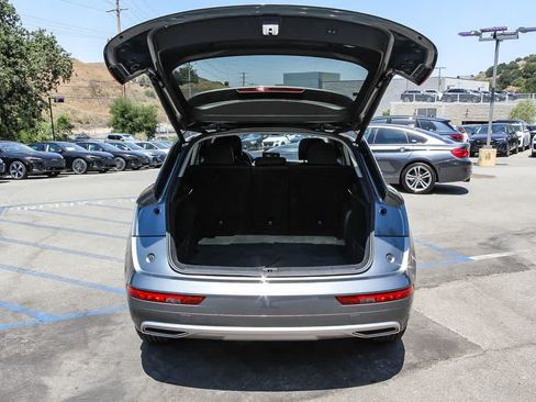 Used 2019 Audi Q5 2.0T Premium w/ Convenience Package AWD/4WD image 26