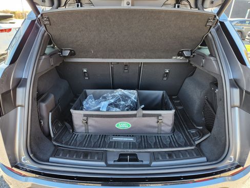 Used 2026 Land Rover Range Rover Evoque S image 8