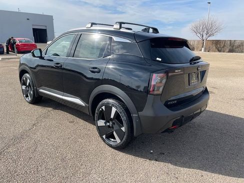 New 2025 Nissan Kicks SR w/ Illumination Package image 4