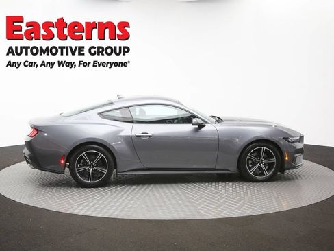 Used 2025 Ford Mustang Coupe RWD image 41